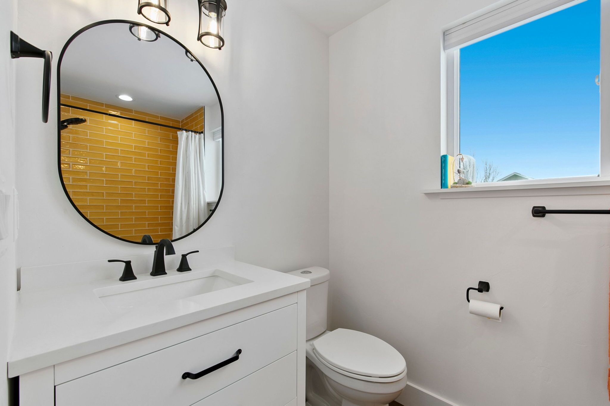 Hårføner, håndklær, såpe og sjampo