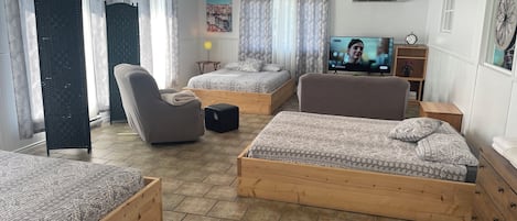 2 bedrooms, free WiFi, bed sheets