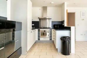 Oven