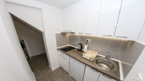 Deluxe Apartment | Private kitchen | Electric kettle - Apartman Like Sarajevo (Sarajevo)