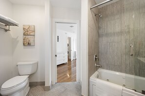 Shower, jetted tub, hair dryer, towels