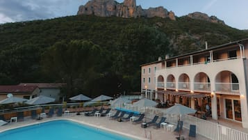 Piscina stagionale all'aperto