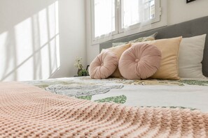 1 chambre, fer et planche à repasser, Wi-Fi gratuit, draps fournis