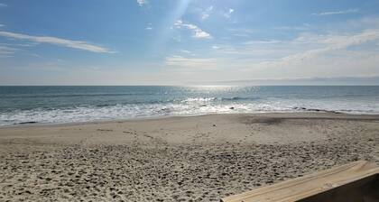 2Br, Private Beach Access-Indoor heated pool!