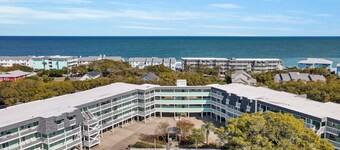2Br, Private Beach Access-Indoor heated pool!