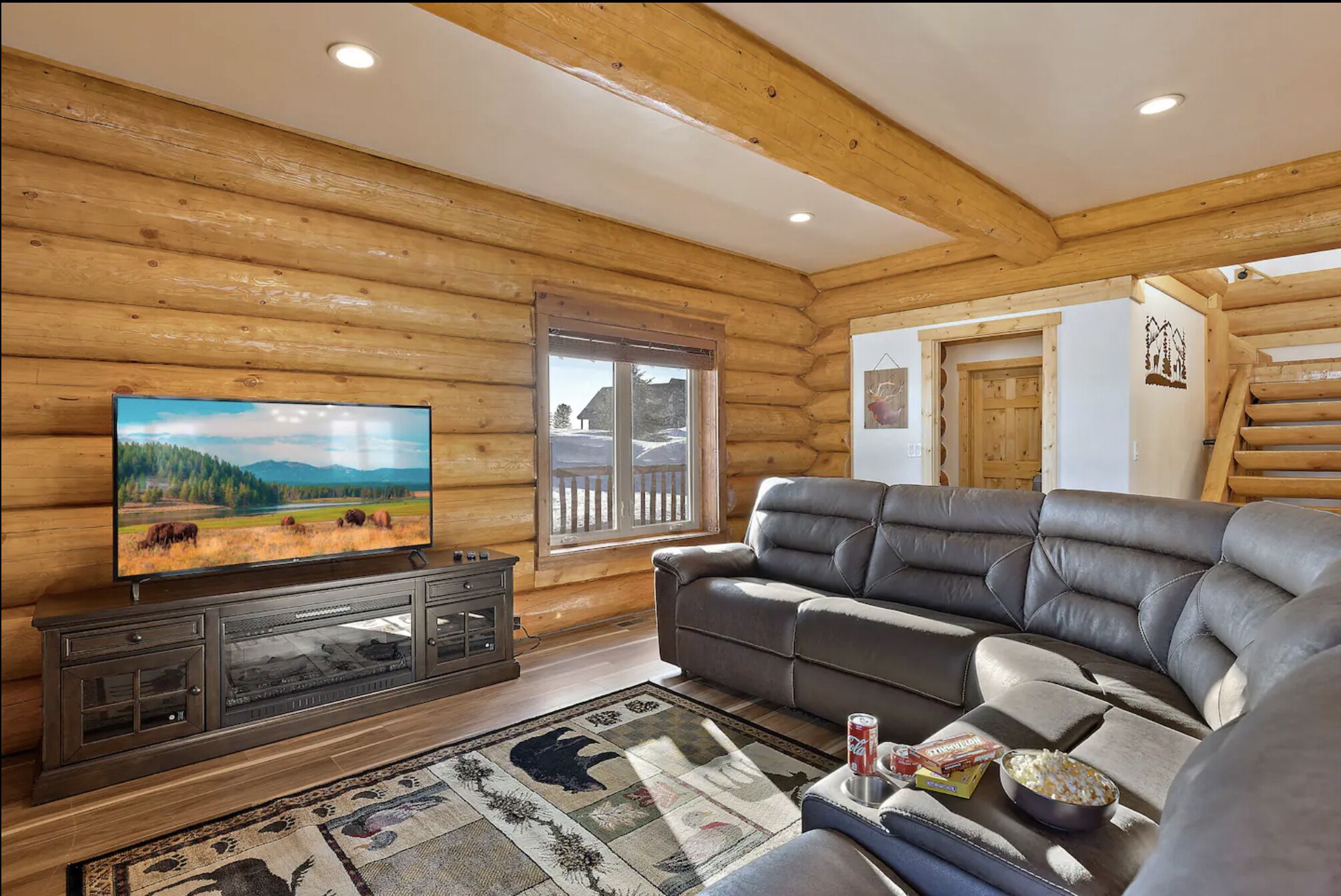 Buckskin Flats, Lake Access+4bdrms+AC+Close2YNP