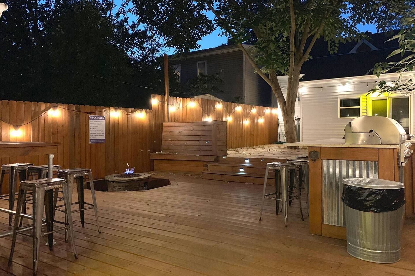 Blue Oasis~Ultra Chic 3BR 2BA w/Fire Pit