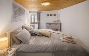 2 habitaciones, wifi gratis y ropa de cama 