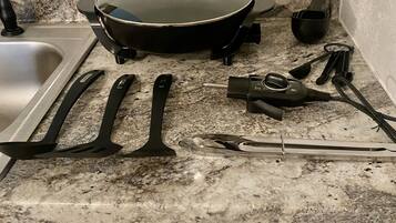 Fridge, microwave, coffee/tea maker, toaster