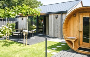 Outdoor dining - Lovely home in Oostwoud with WiFi (Oostwoud)