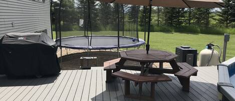 屋外ダイニングエリア