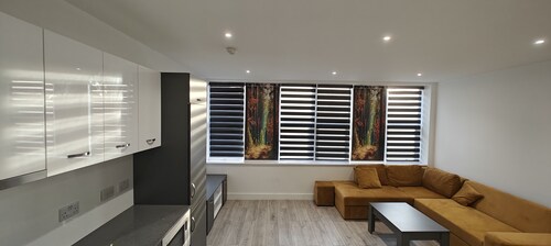 105 Brand new studio room