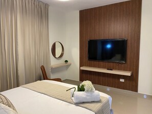 3 chambres, fer et planche à repasser, accès Internet, draps fournis