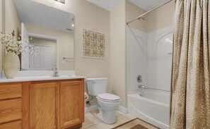 Hair dryer, towels, soap, shampoo - Beach front condo with spacious balcony and great views  (Panama City Beach)
