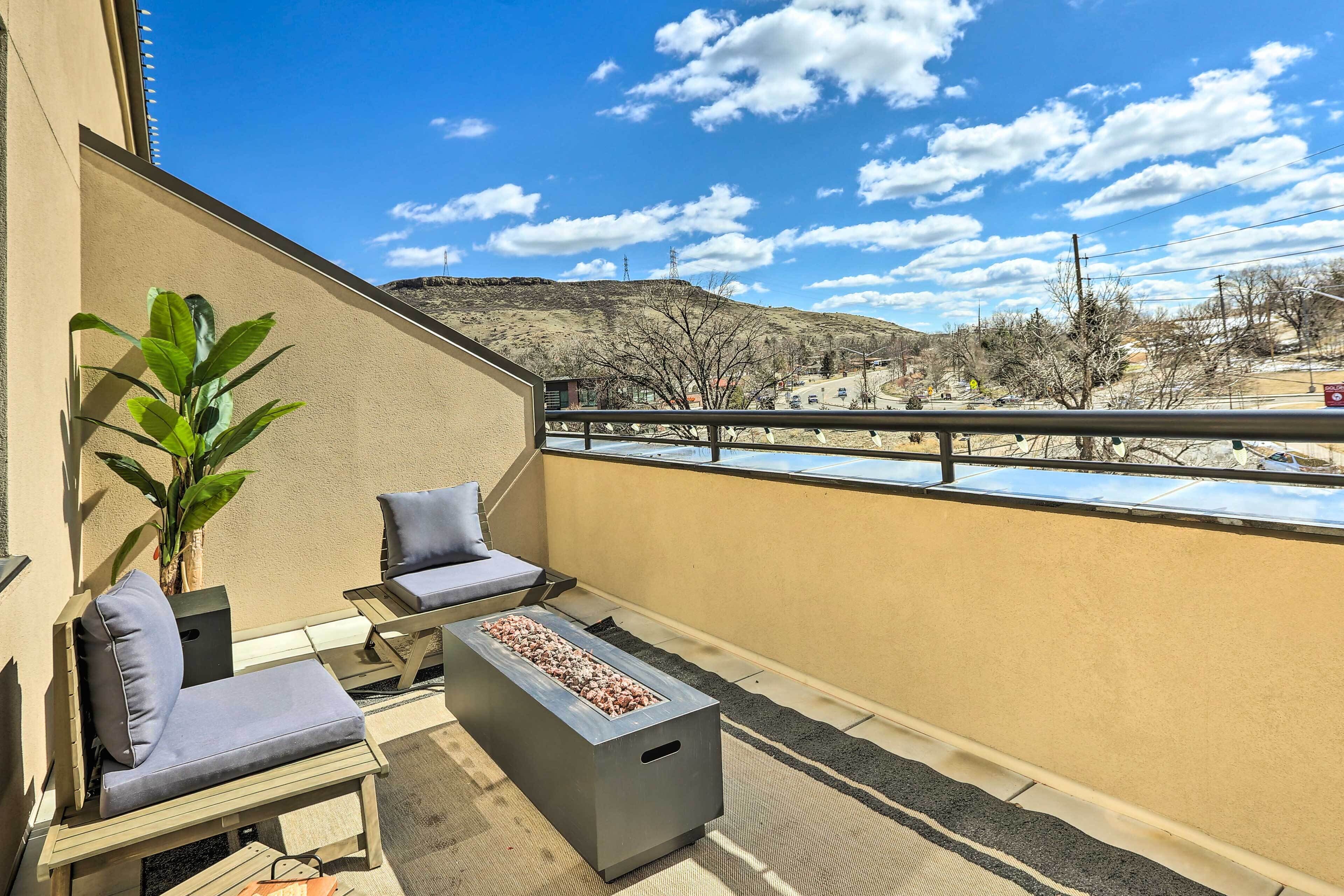 Golden Studio Near Coors Brewery & School of Mines