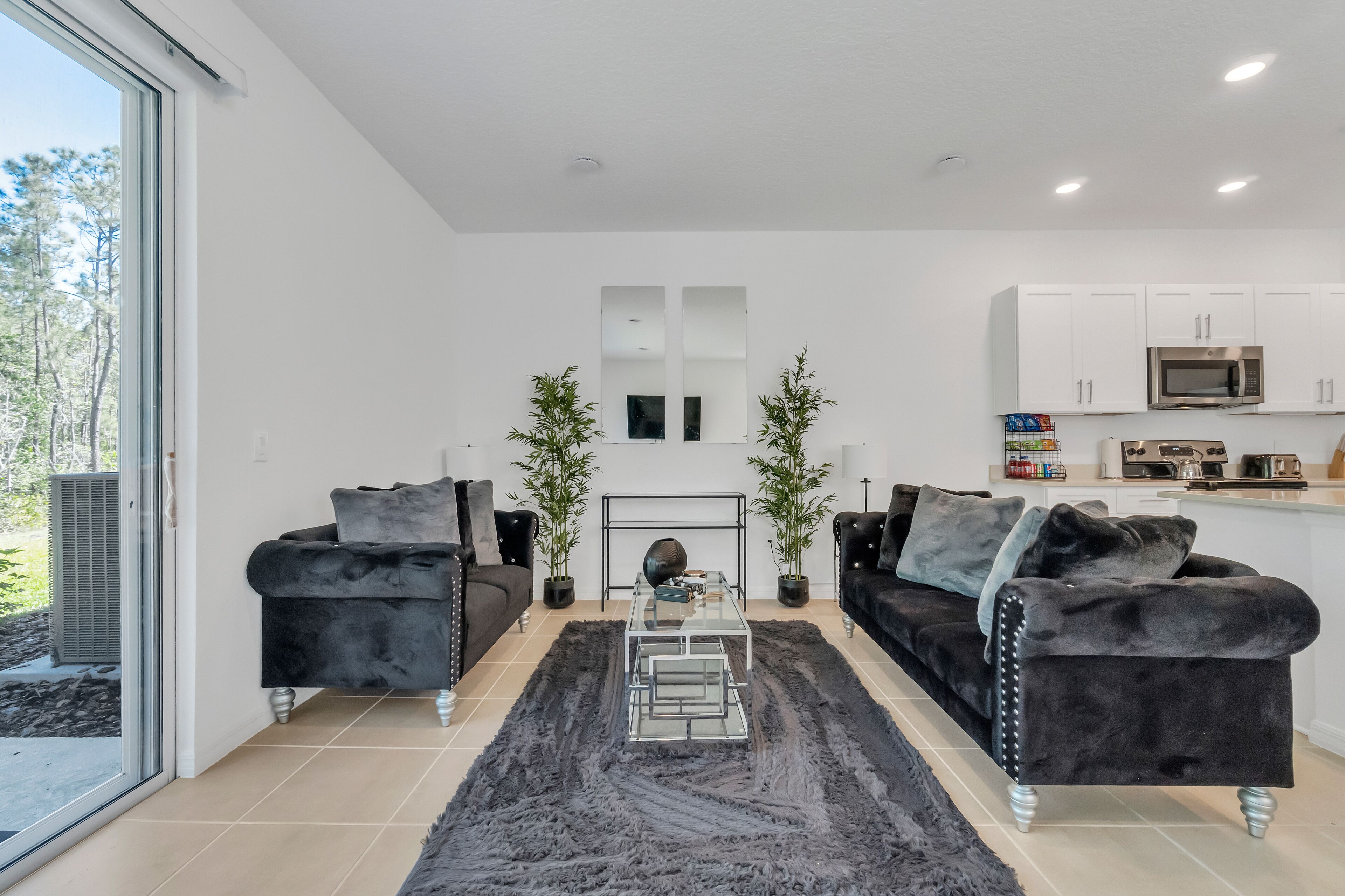 3bd/2.5 stunning townhouse / Disney world/ seaward/ universal