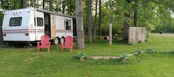 Russell's Roost Camping , Boating, Fishing ON Martiny Chain of Lakes.