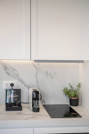 Luxury Apartment, 1 Bedroom, Non Smoking, Sea View | Coffee and/or coffee maker