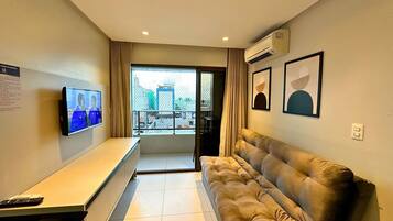 Apartment | Living area | TV