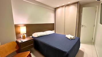Apartment | 2 bedrooms, desk, free WiFi, bed sheets