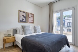 2 dormitorios, tabla de planchar con plancha, wifi y ropa de cama