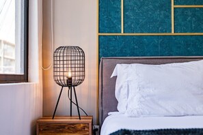 3 habitaciones, tabla de planchar con plancha, wifi y ropa de cama