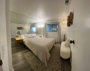 1 bedroom, WiFi, bed sheets