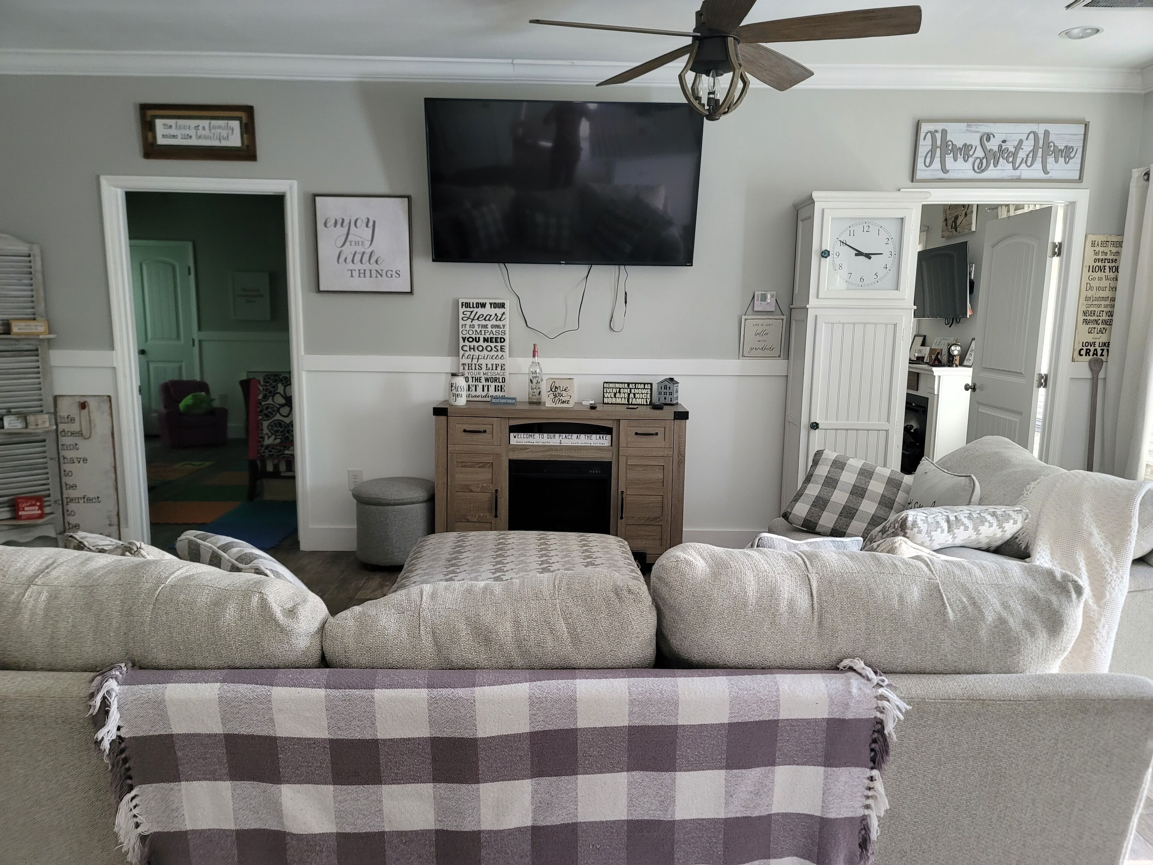 Perfect private lakeside getaway!!