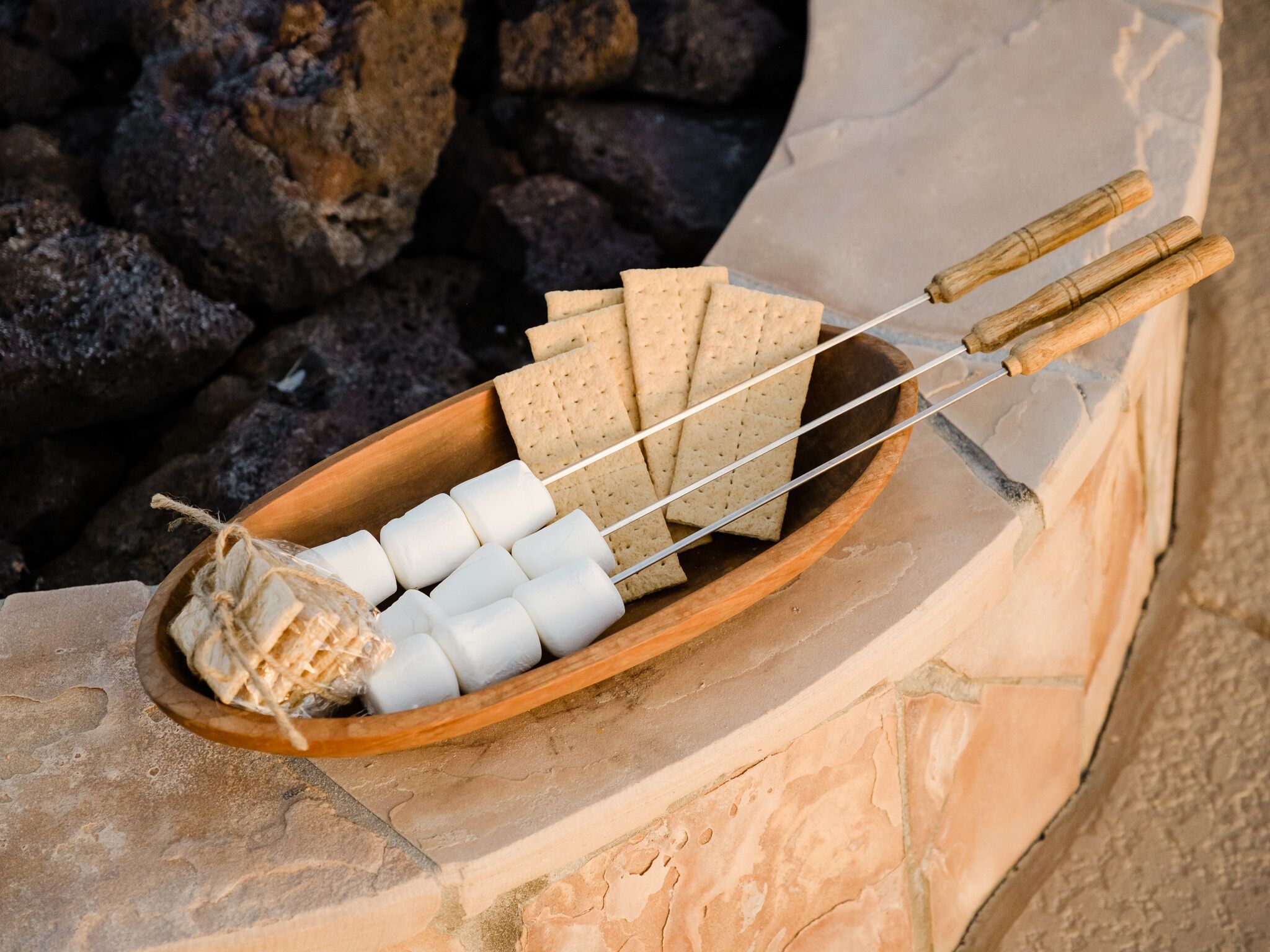 Private Tranquil Estate, Stunning Views, Salt Water Pool/Spa