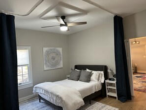 3 habitaciones, tabla de planchar con plancha y wifi gratis 