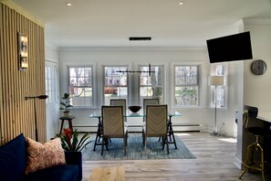 Interior - Beautiful Fairfield Beach Area home, 5 minute walk to beach, town & train  (Fairfield)