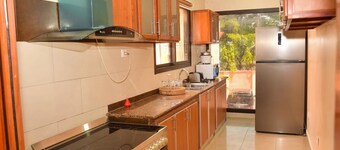 Stylish Apartment in the Heart of Downtown (Gombe)