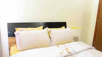 2 chambres, fer et planche Ă  repasser, Wi-Fi, draps fournis