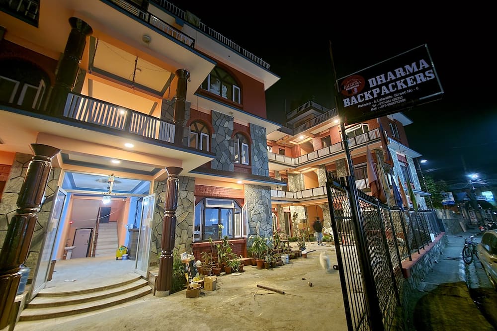 Dharma Backpackers