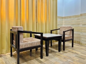 Room service - dining - Vishnu Lok (Dehradun)