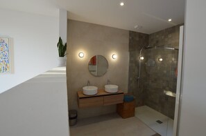 Bruser, håndklæder