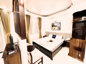 Superior-Apartment, 1 Schlafzimmer | 1 Schlafzimmer, Minibar, individuell eingerichtet, Schreibtisch