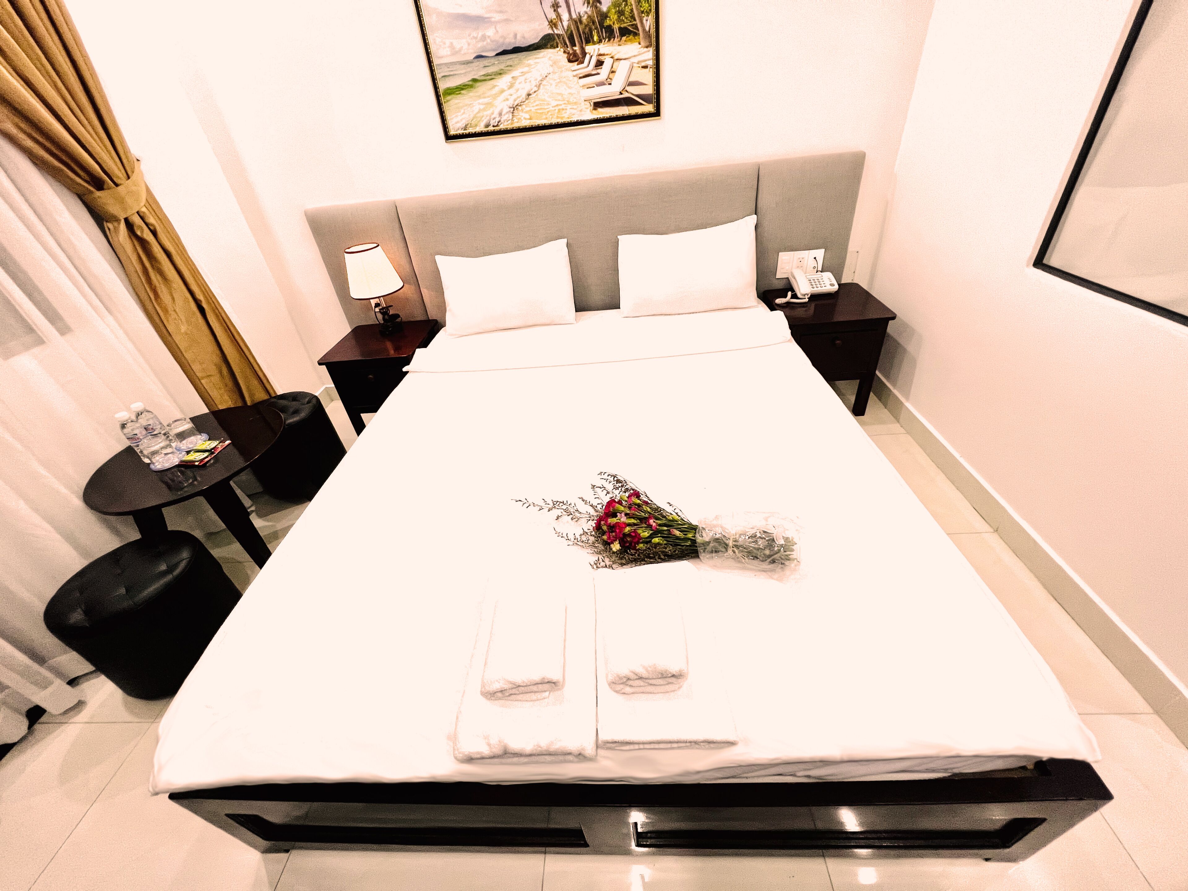 superior room | minibar, individually furnished, desk, free wifi