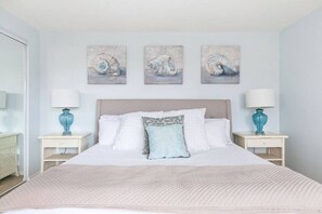 3 bedrooms, desk, iron/ironing board, travel cot