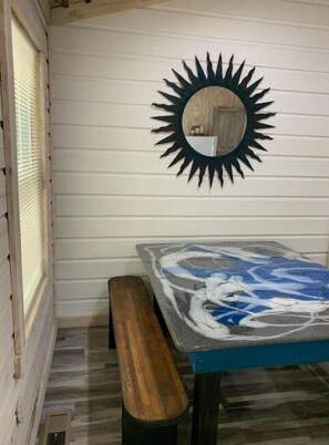 Interior - House 1 mile from Lake Ouachita and minutes from Hot Springs Arkansas.  (Jessieville)