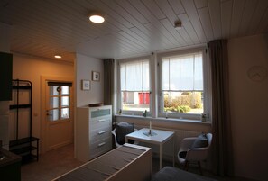 Interior - "Strandnixe - De Lütte an de SEE!" (Dahme)