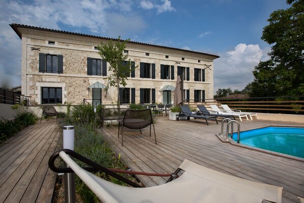 Piscine extérieure