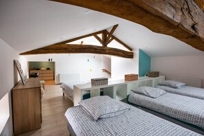 6 chambres, Wi-Fi, draps fournis