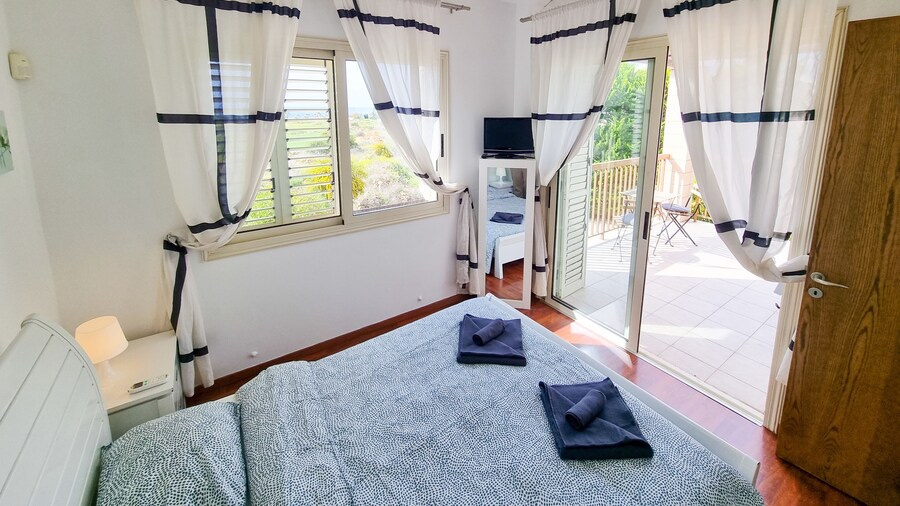 Sunnyside Pool Villa