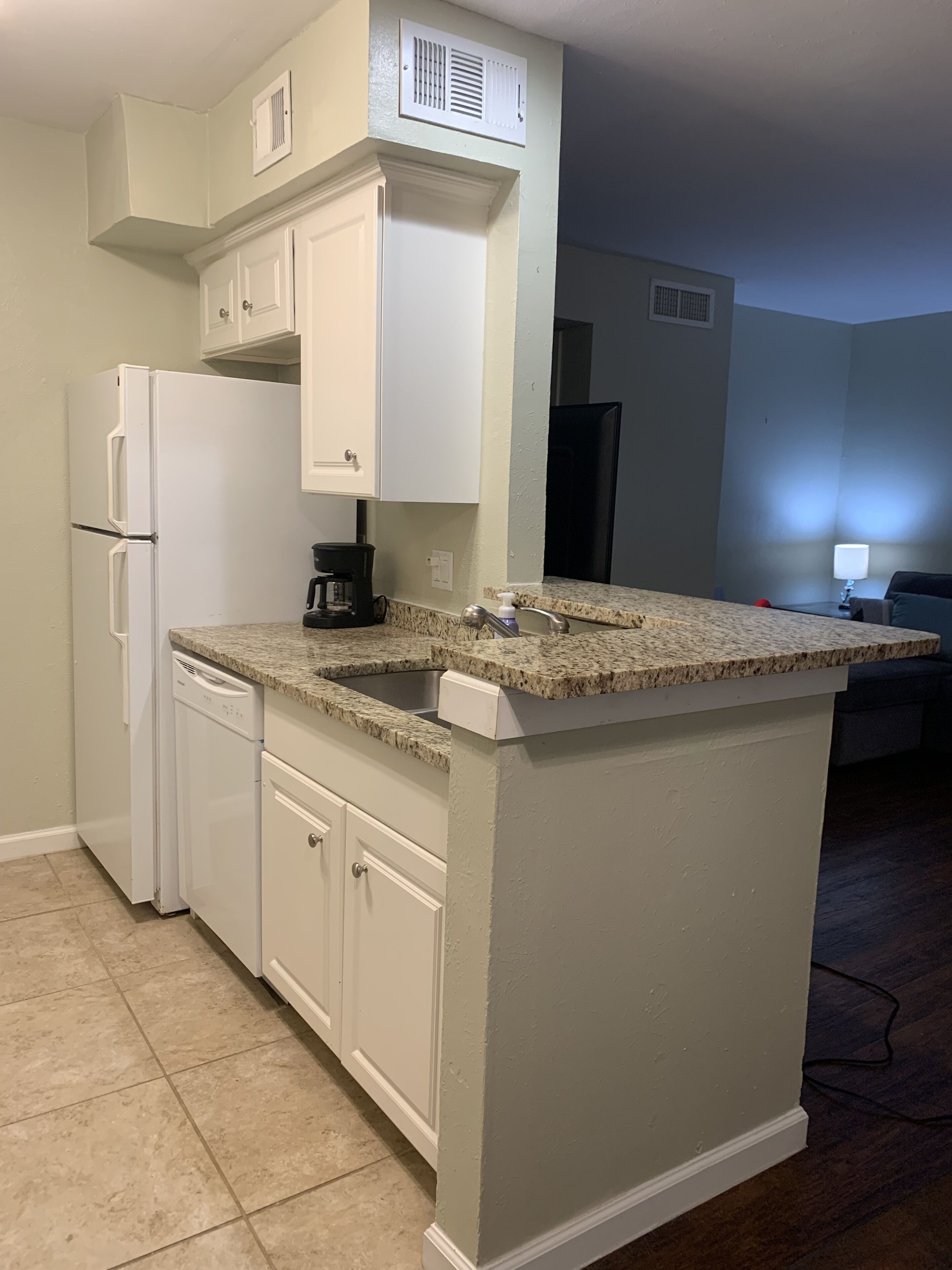 Feels like home. Roomy condo and full kitchen if you feel like cooking.

