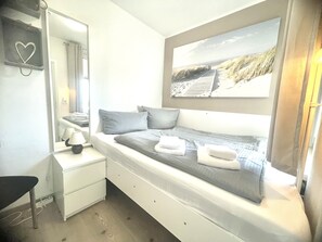 2 slaapkamers, reisbedje, gratis wifi, beddengoed