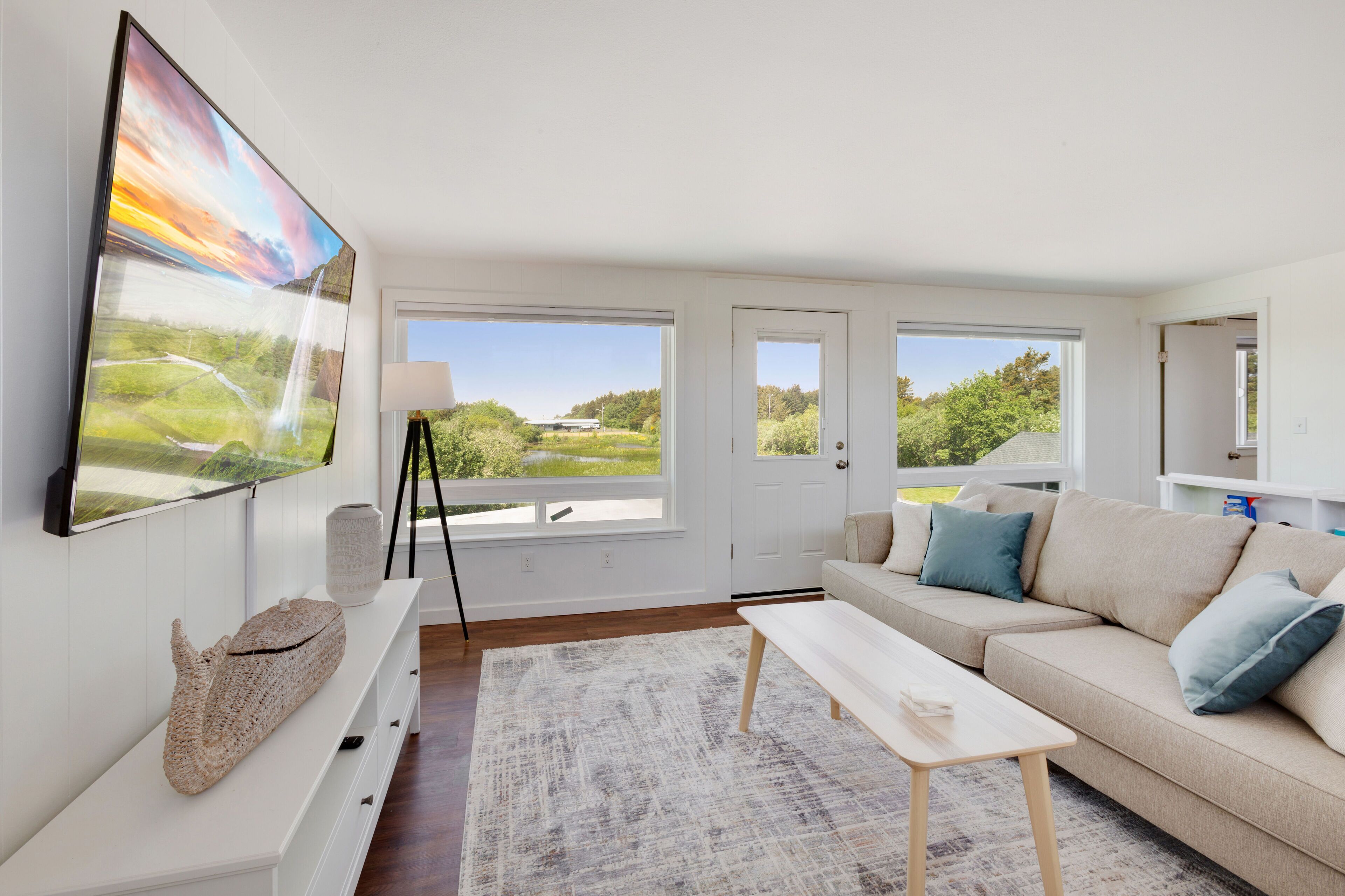 A Getaway Retreat Next to the Ocean