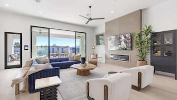 TV, fireplace, offices