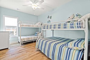 3 bedrooms, Internet