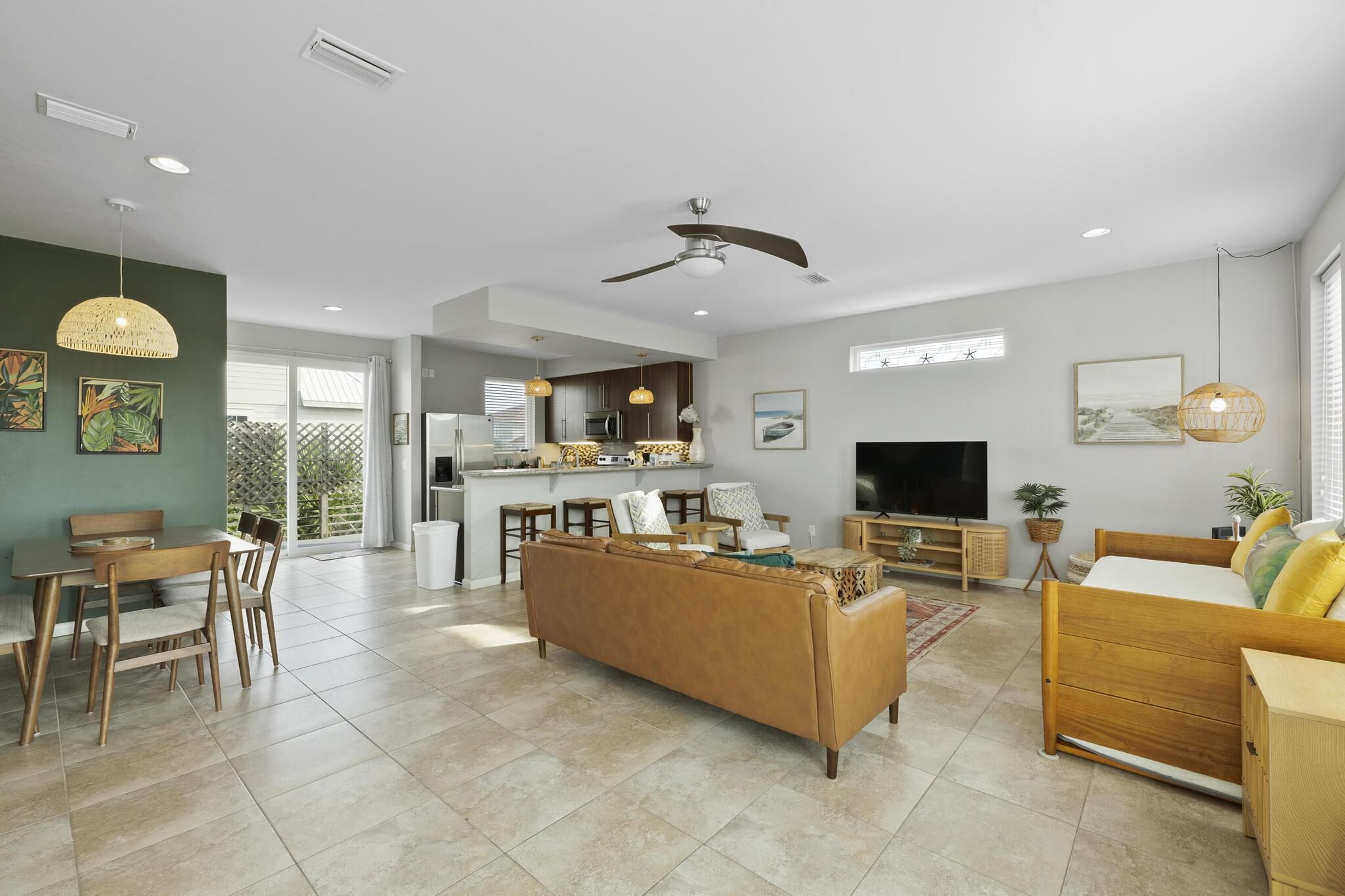 2 Bdrm, 2 Bth Home on Pensacola Beach! Pet Friendly!